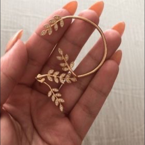 Gold Leaf Design Ear Climber Cuff earring 1 piece - Picture 14 of 14